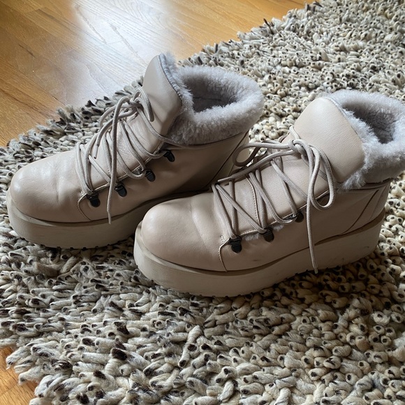 Paloma Barcelo Shearling Platform Boot - Picture 3 of 7